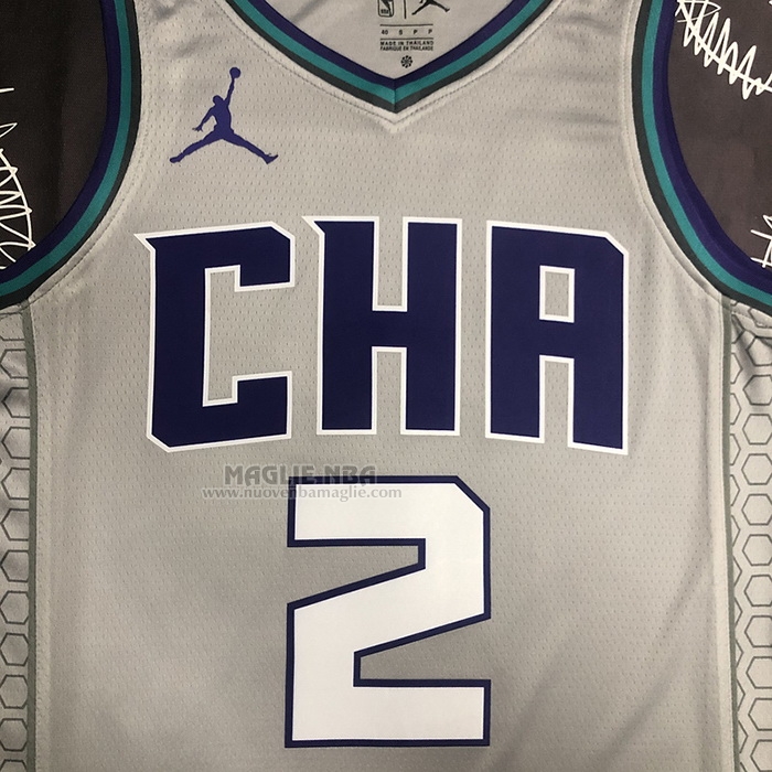 Maglia
 LaMelo Ball NO 2 Charlotte Hornets Citta
 Edition Grigio
